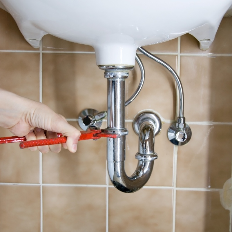 High-pressure drain jetting in Dartford